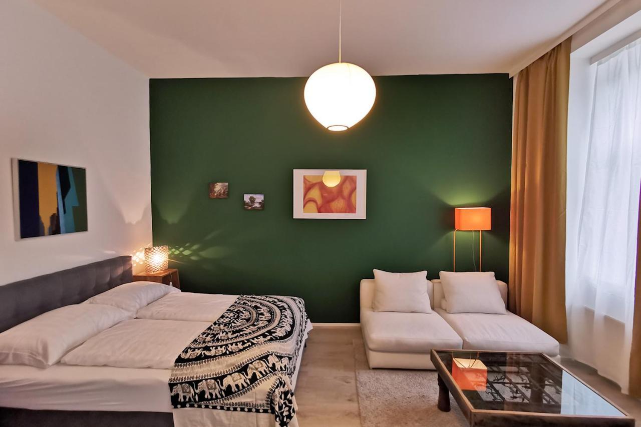 Vienna Palm Apartments ภายนอก รูปภาพ