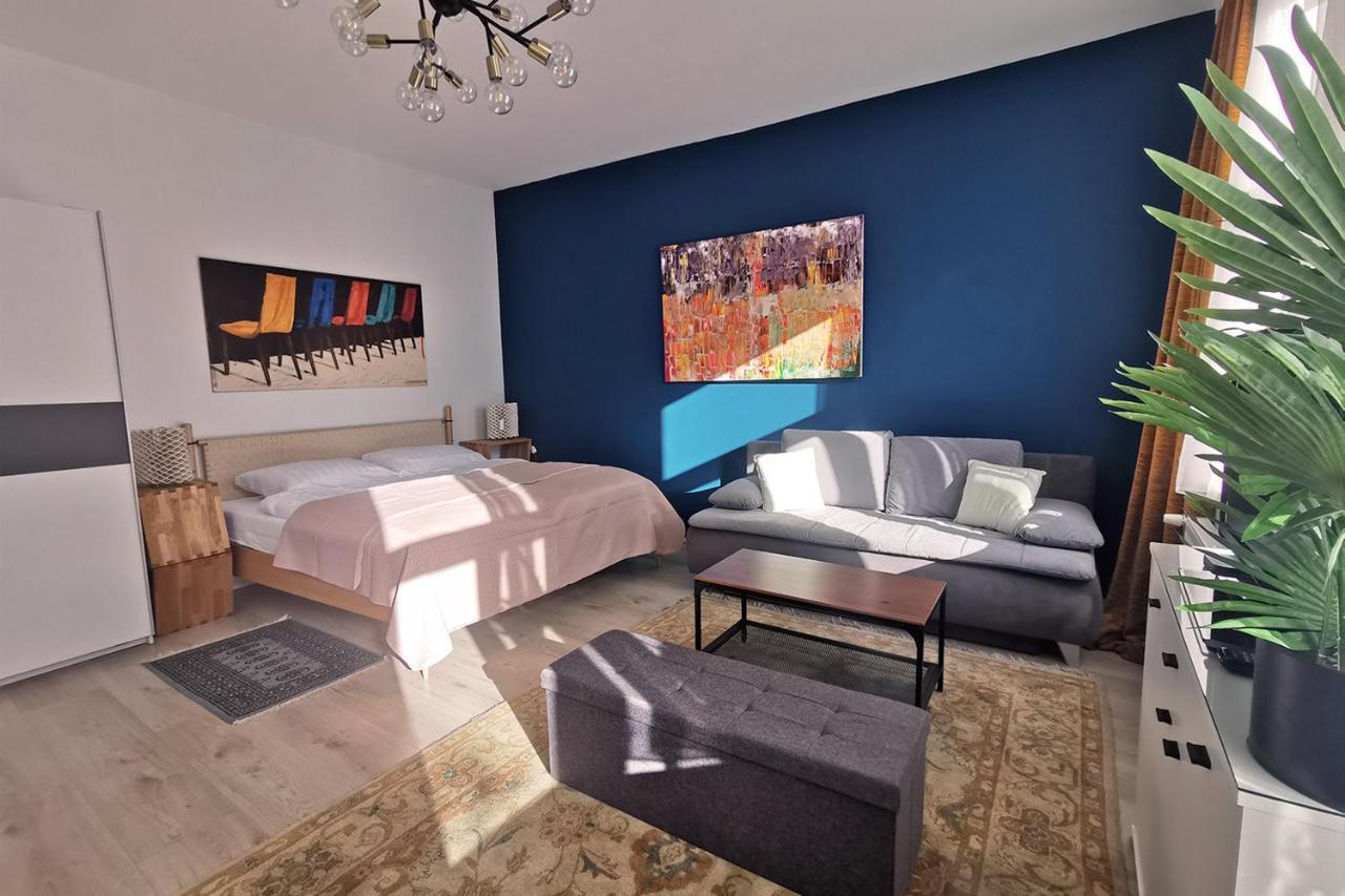 Vienna Palm Apartments ภายนอก รูปภาพ