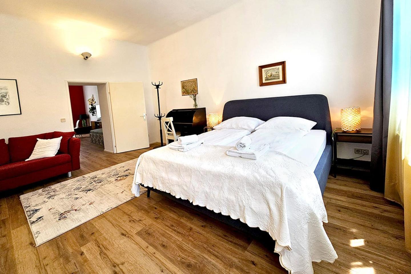 Vienna Palm Apartments ภายนอก รูปภาพ